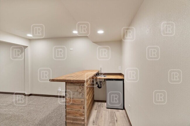 Building Photo - 17509 E Nora Ln