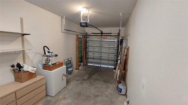 Building Photo - 1115 N 17th Ave