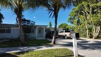 Building Photo - 9815 SW 51st Terrace