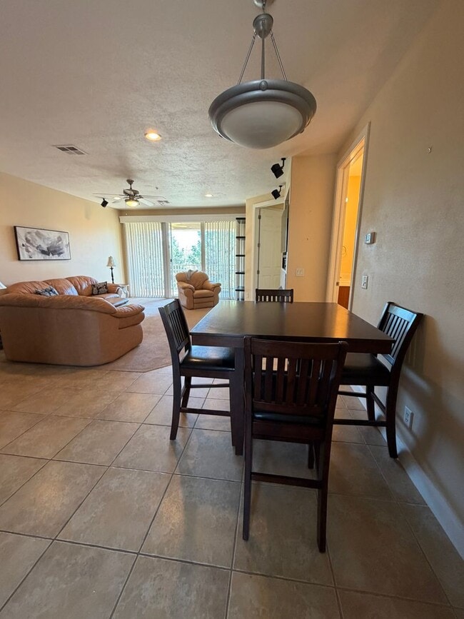 Building Photo - 3 Bedroom, 2 bath condo near Sun Brook Golf Course!