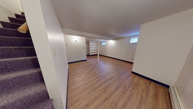 Building Photo - 62 Osceola St