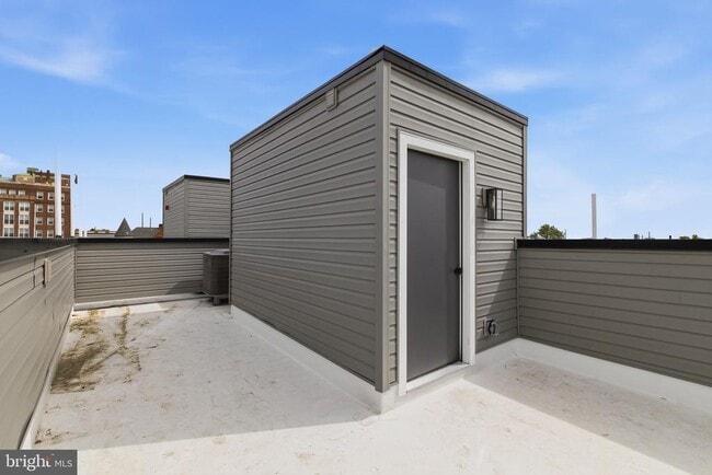 Building Photo - 4021 Brown St