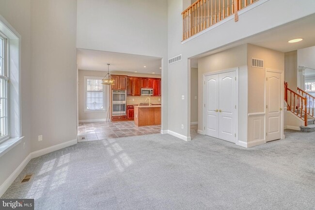 Building Photo - 9902 Player Dr