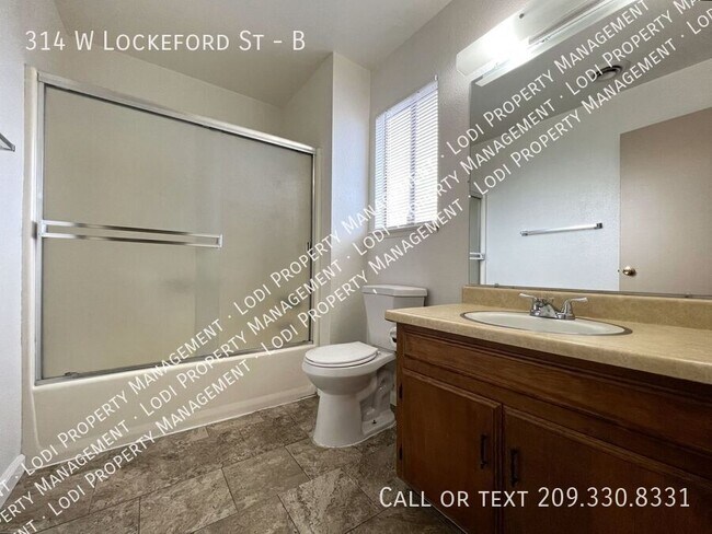 Building Photo - 314 W Lockeford St