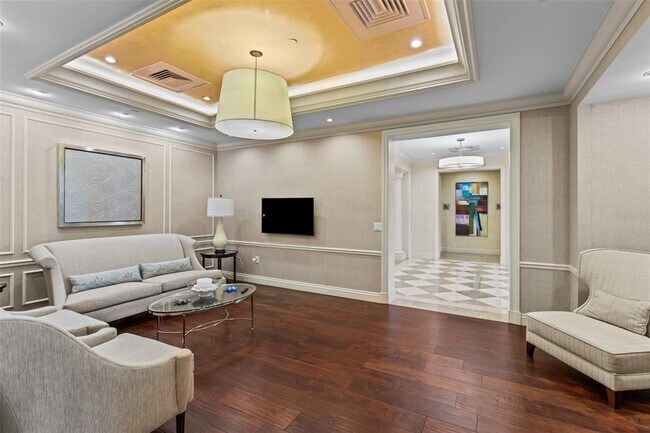 Building Photo - 331 Cleveland St