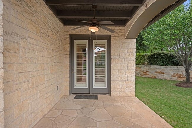 Building Photo - 13708 Golden Wave Loop