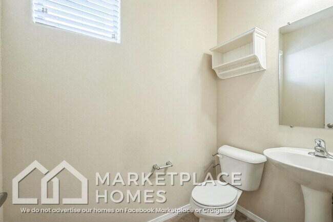 Building Photo - 7114 Wasilla Dr NE