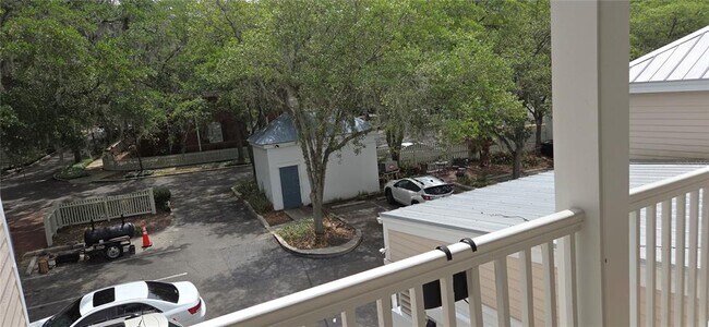 Building Photo - 5323 SW 91st Terrace