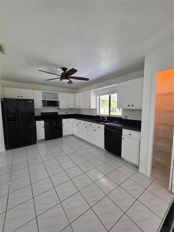 Building Photo - 2216 Thurber Ct