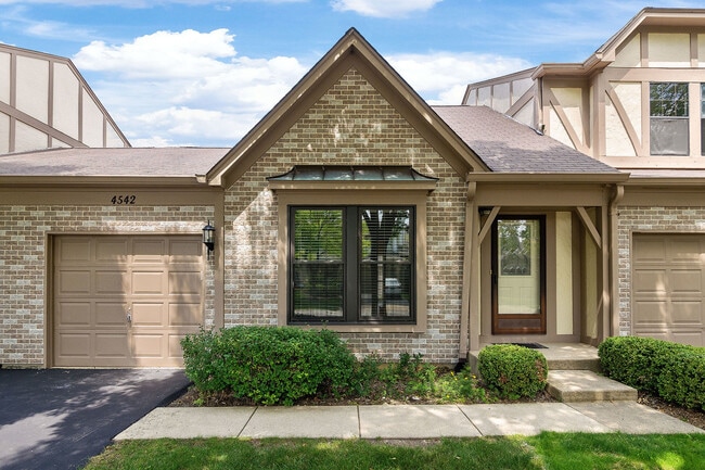 Primary Photo - 4542 Topaz Dr