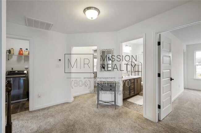 Building Photo - 11943 Sternwalk Ct