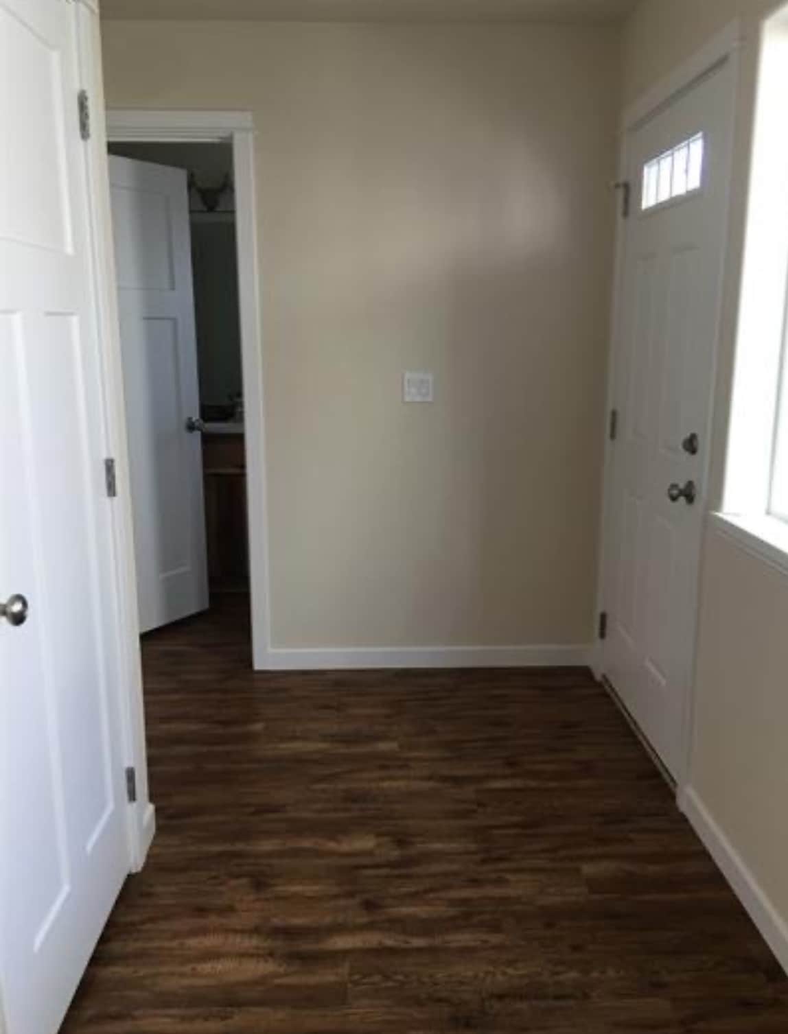 Building Photo - 1107 Hourglass Ln