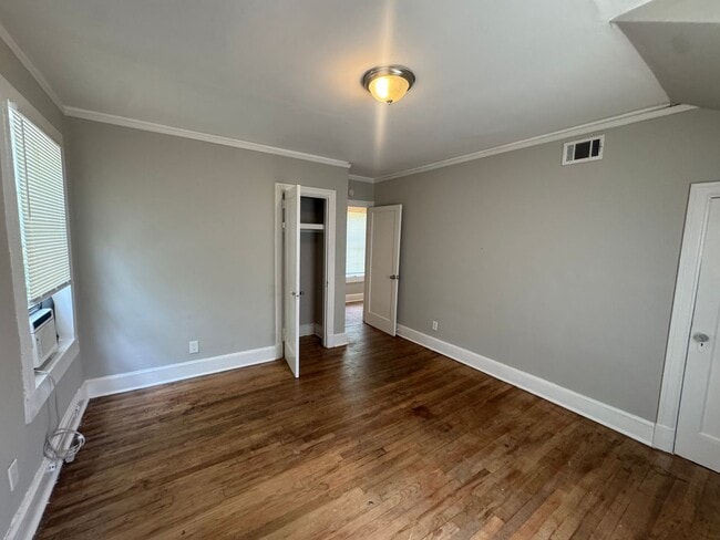 Building Photo - 3731 Narrow Lane Rd