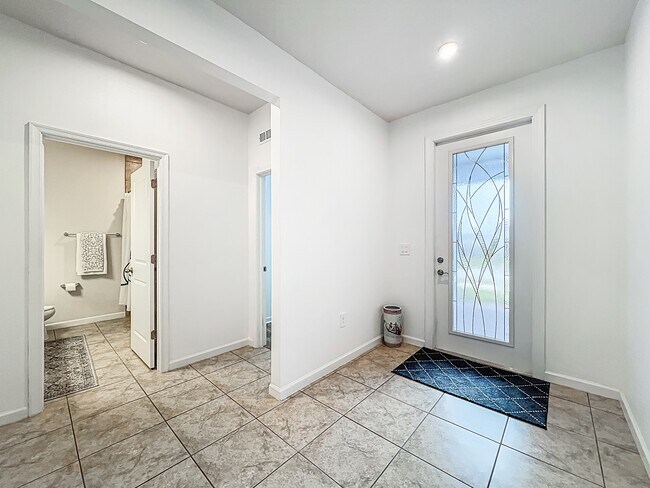 Building Photo - 4213 Keeson Cir