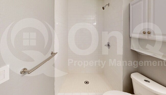 Building Photo - 3014 Tres Logos Ln