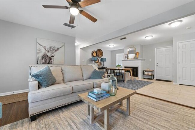 Building Photo - 6505 Chippewa Dr