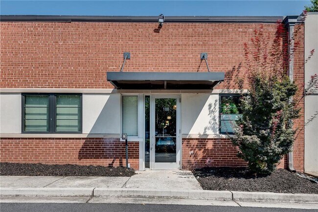Building Photo - 5200 Peachtree Rd