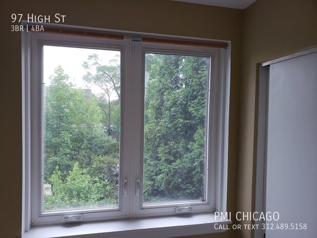 Building Photo - 97 High St