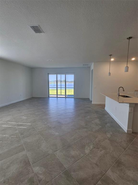 Building Photo - 8351 Waterscape Rd