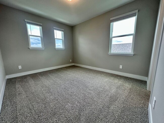 Building Photo - 16477 Silver Brook Wy