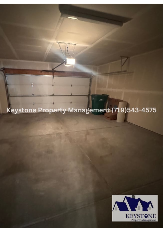 Building Photo - Gated Community - One Level Living  2 Bedr...