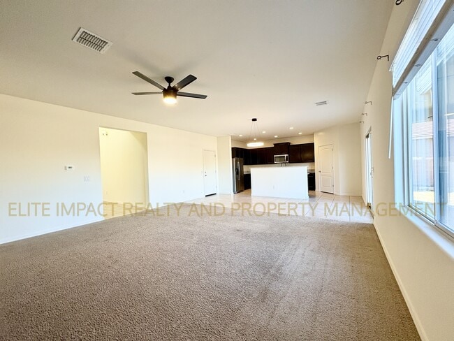 Building Photo - 11684 W Vanderbilt Farms Way