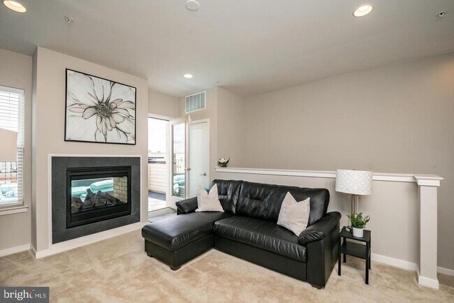 Building Photo - 22979 Cabrillo Terr