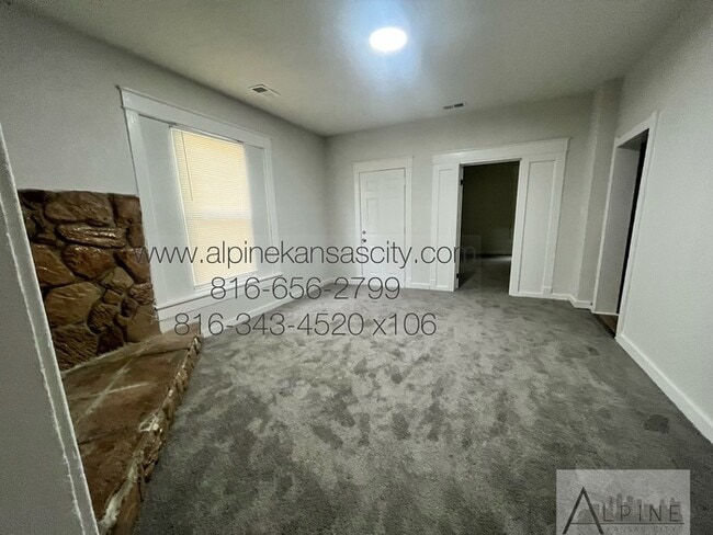 Building Photo - Northland Bungalow in Staley SD Available Now