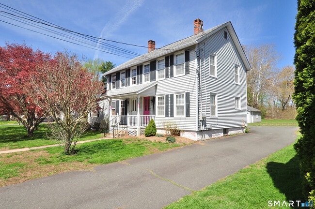Building Photo - 90 Niles Rd