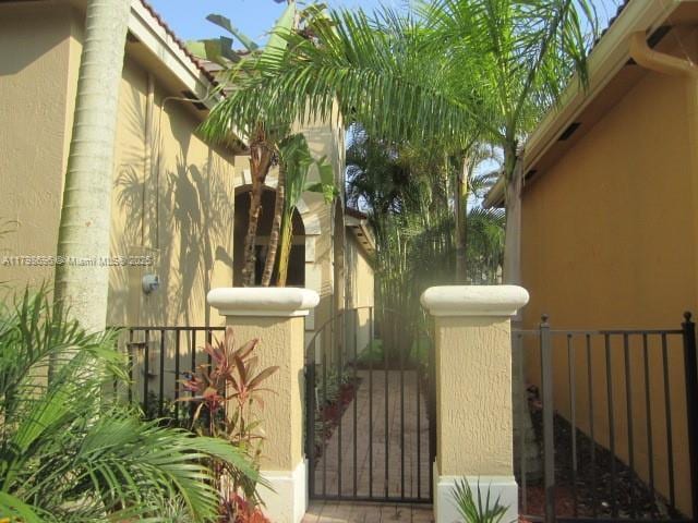 Building Photo - 5869 NW 120th Ave