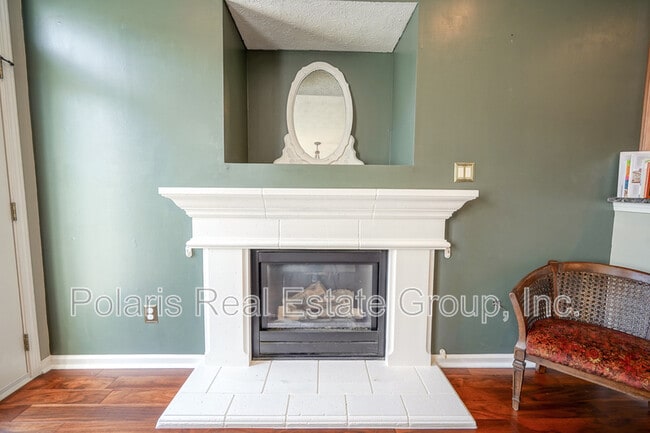 Building Photo - 13535 Molique Blvd