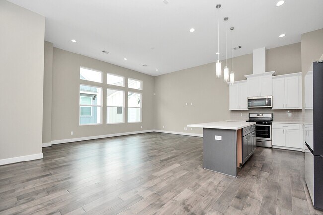 Building Photo - 5507 Beall St