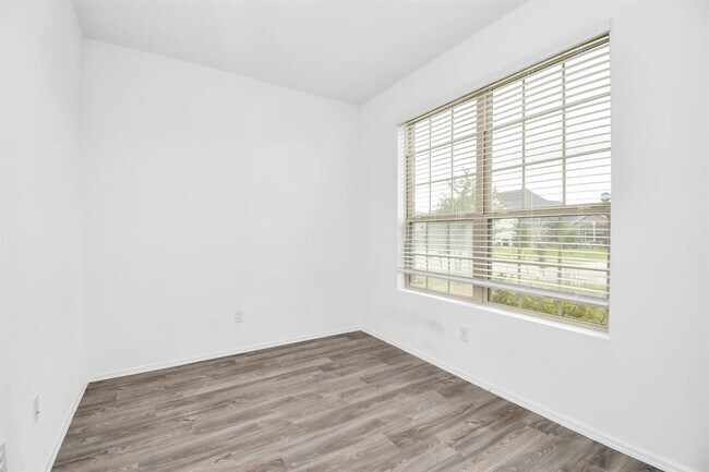 Building Photo - 9011 Brazos Dr