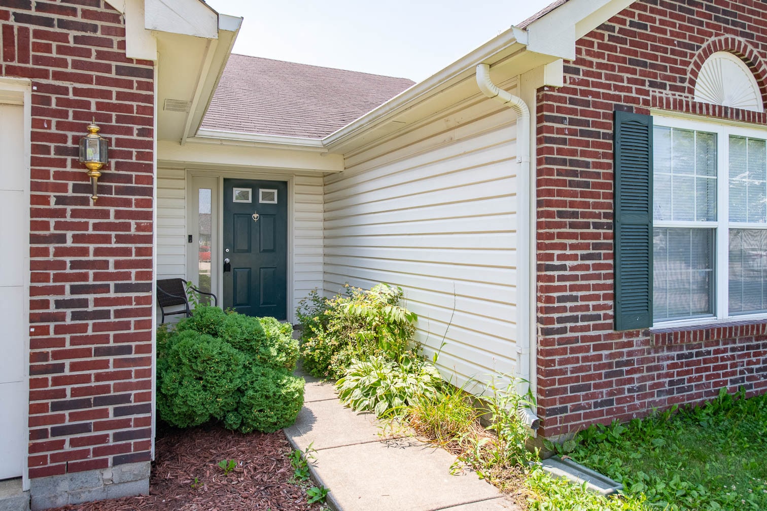 Building Photo - 9661 Trail Dr