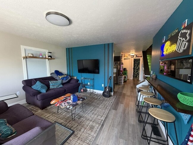 Building Photo - 32 Highland Ave