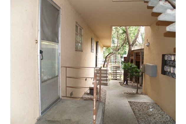Building Photo - 22315 Rockaway Ln