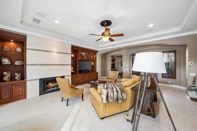 Building Photo - 48532 Bighorn Dr