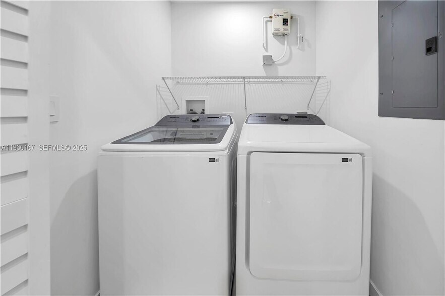 Building Photo - 13401 SW 113th Ter