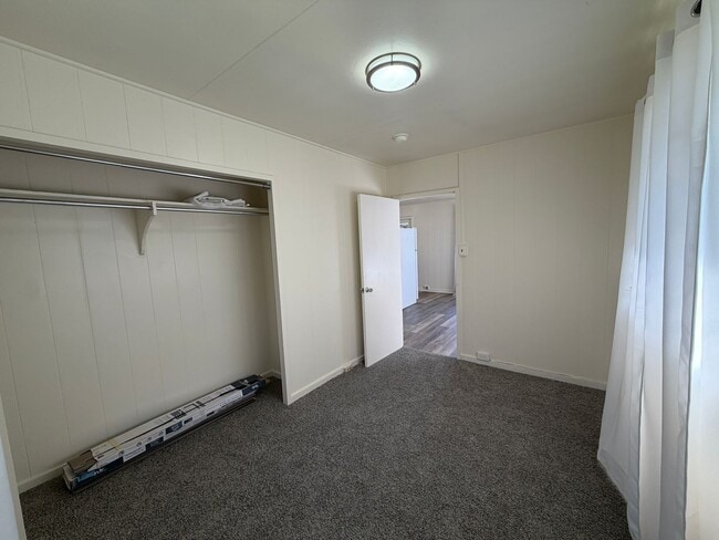 Building Photo - Charming 2-Bedroom Cottage with Private Yard in Kaimuki