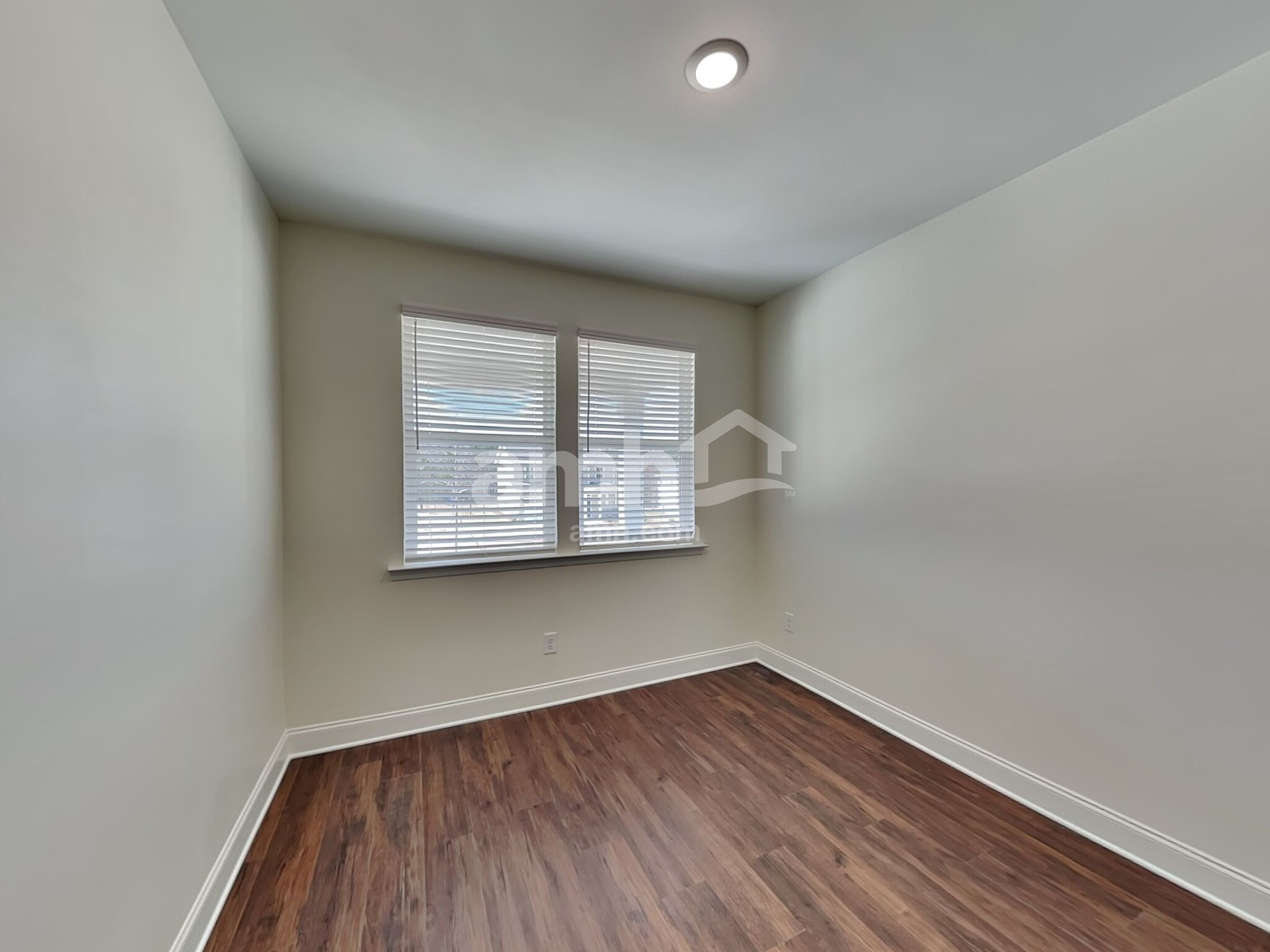 Building Photo - 3760 Blackshear Pl