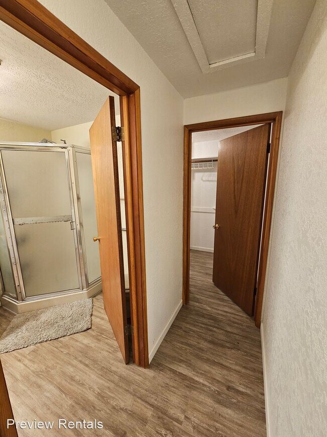 Building Photo - 3 br, 2 bath House - 8971 West Pressentine...