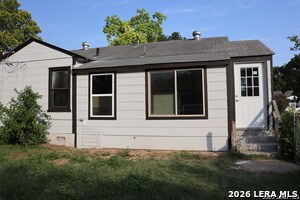 Building Photo - 203 Brooks Ave