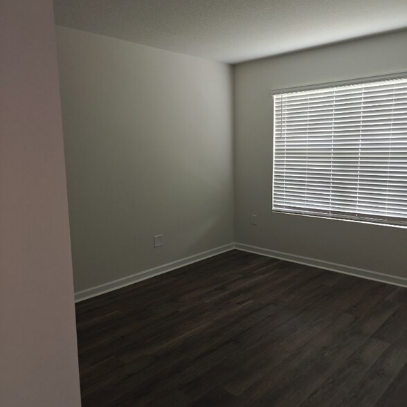 Building Photo - 6281 Firefly Dr