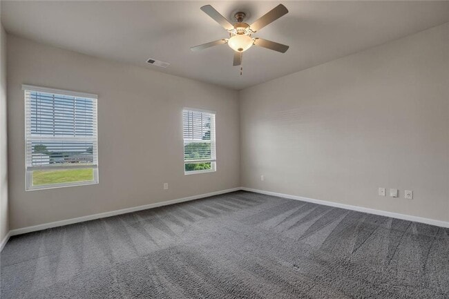 Building Photo - 2104 Irvin Ct