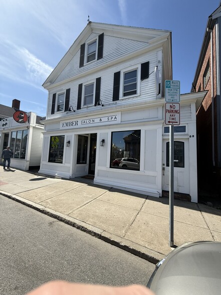 Primary Photo - 68 Court St