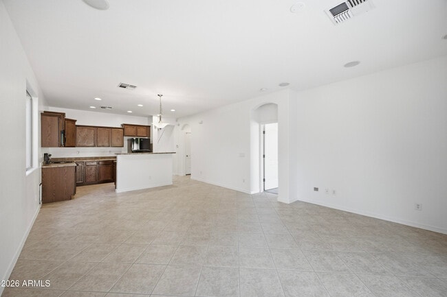 Building Photo - 5643 E Alder Ave