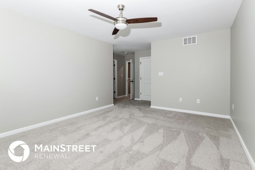 Building Photo - 2055 Hoosier Way