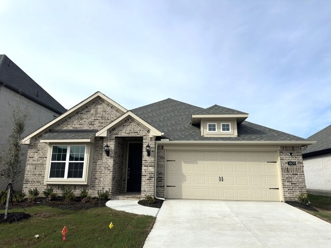 Building Photo - LAGOON Community, like new house.