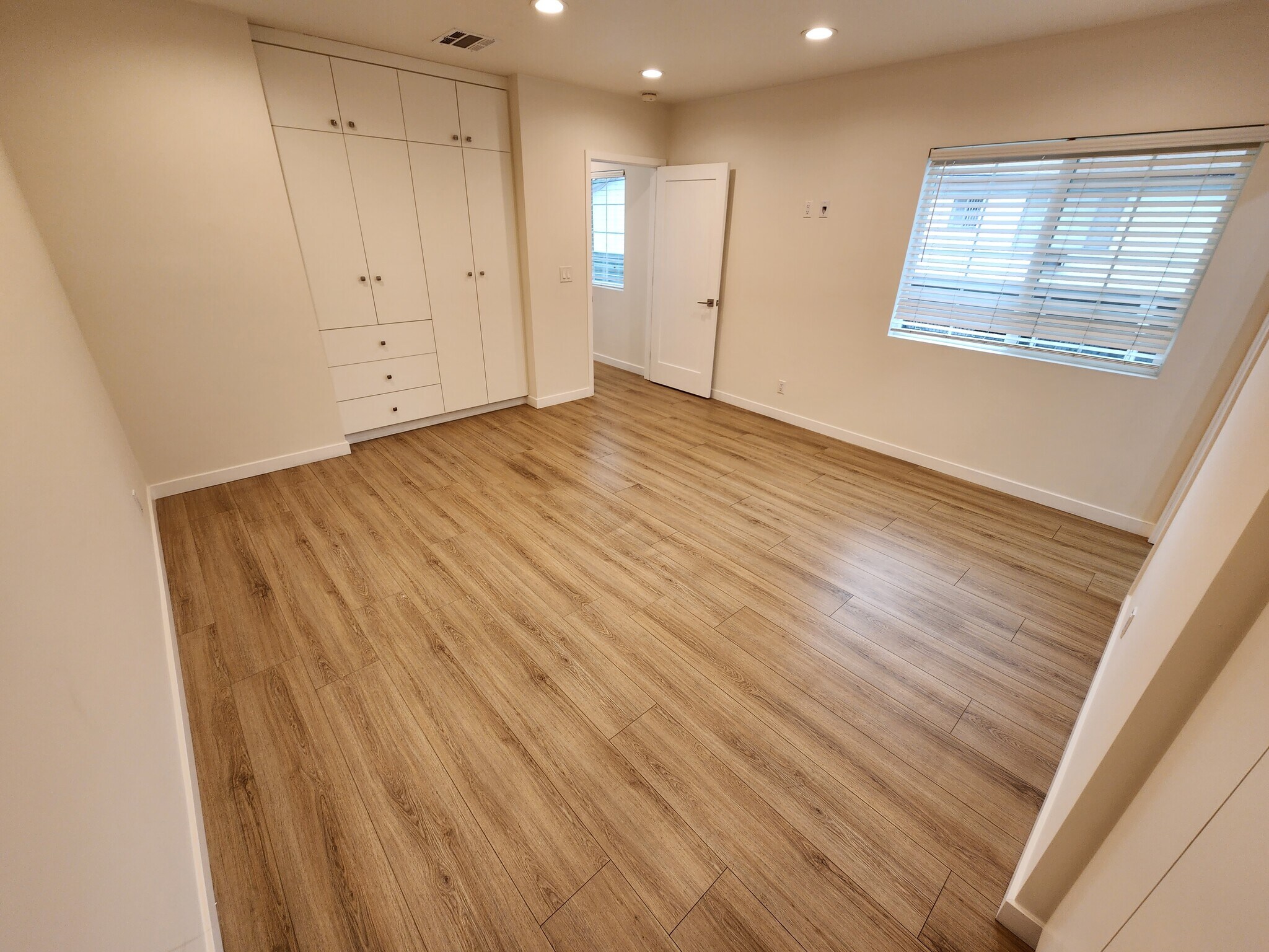 Building Photo - 14203 Burton St