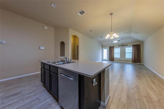 Building Photo - 15111 Verela Dr